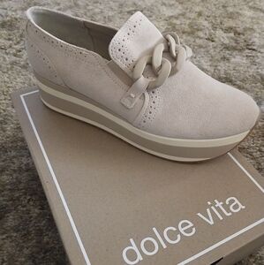 Women's 10 Dolce Vita, JHENEE, Dune